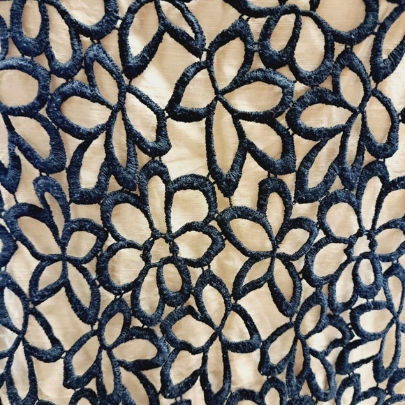 LELA ROSE by NEIMAN MARCUS/target LACE blouse - Picture 2 of 5